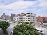 4 minutes from Shinjuku central. Comfortable bed. Cyber Shinjuku Room Hotels in Tokyo