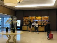 Accommodating Place Hotels near Shell Residences