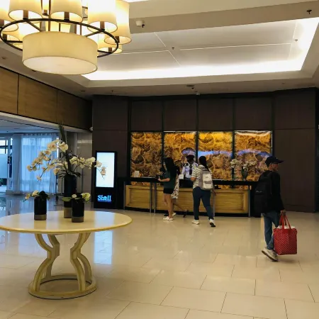 Accommodating Place Отели рядом с достопримечательностью «Многофункциональный комплекс Le Pavillon»
