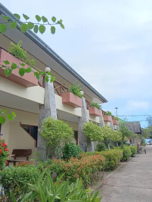 Seaview Resort - balcony