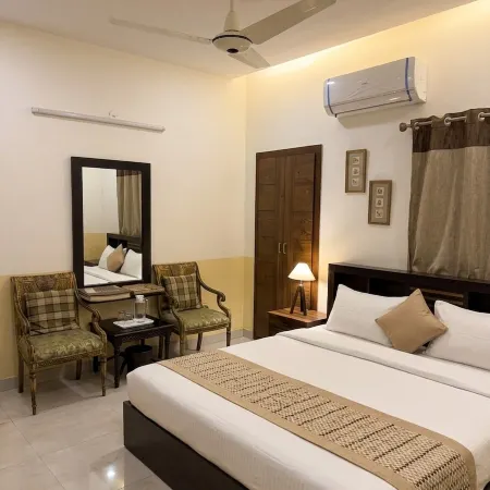 Eleve Homes | 2BR DD in Clifton Boat Basin Karachi