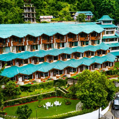 ManuAllaya Resort