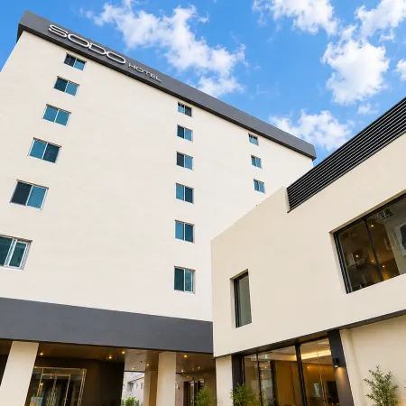 SODO HOTEL & COMMONS