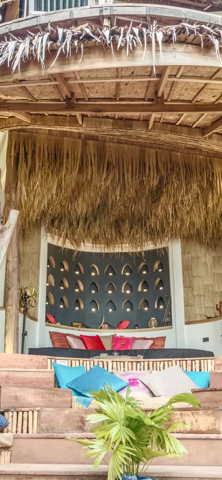 The Sanghamitra Villa - Natural Pool - Sea View