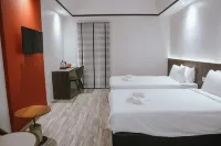 Roxy Hotel Siniawan Hotels in 