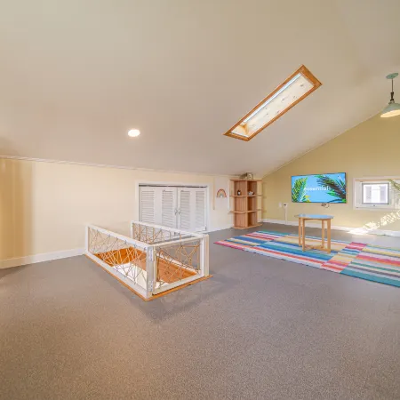 Rein Jeju Family Room with Mountain 101 Отели рядом с достопримечательностью «Храм Санбангульса»