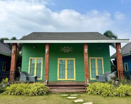 พนอคอฟฟี่เฮ้าส์ โรงแรมในอำเภอ แม่จัน