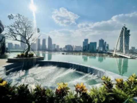 Opera, Metropole Apartment