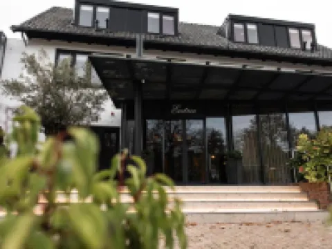 Hotel Twenty-Three Amsterdam Airport Hotels in Hoofddorp