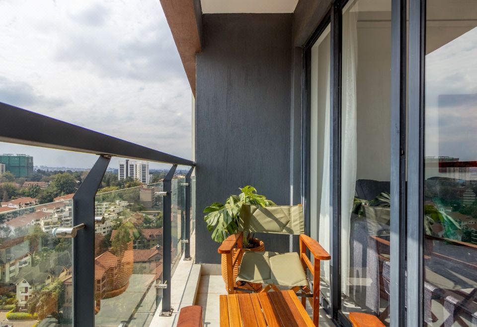 Lux Suites Riara One