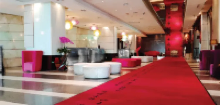 엠파이어 스위트, 수방 바이 마이키