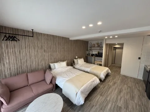 PrincePrageOkinawa301