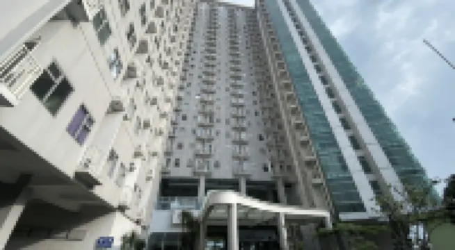 Easton Park Residence Naffi Rooms by Mustika