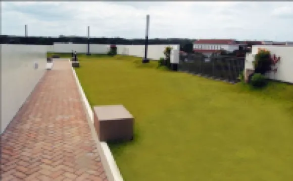 Cozy Suite with Private Patio near NUVALI