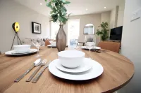 Charming 2BR Home in a Popular Urban Quarter