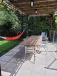 Villa piscine confort, barbecue 13区のホテル
