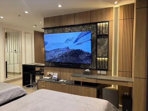 2 Queen Beds Designer Suite Branz BSD | Parking |