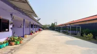 Nirawan Resort Hotels near Prachuap Bay
