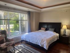 An quite en-suite with private entrance Vancouver close to YVR