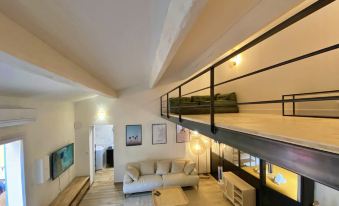 The Loft - Jacuzzi - Calm & Quiet place