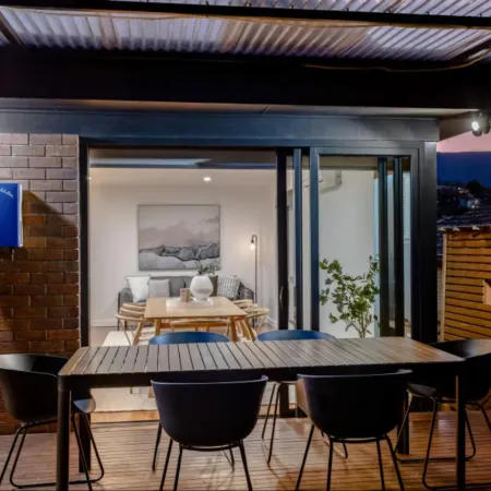Lipscombe Mt Wellington view luxury house
