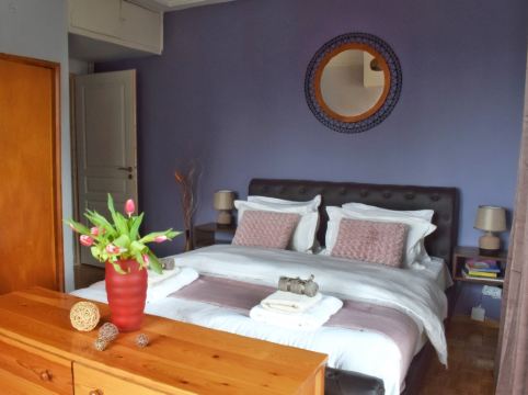 Athens Central Station 4-Room Apartment