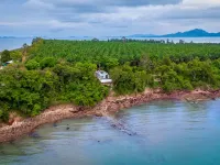 The Munique Cliff House Chumphon - private jacuzzi with beach views Hotels near Chumphon Airport