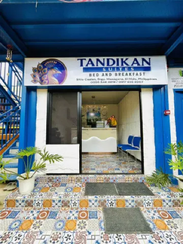 Tandikan Suites