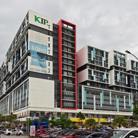 KIP Core Soho Suite by Five Senses