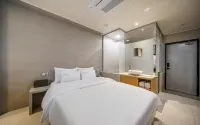 Shire Hotel Signature  Seomyeon