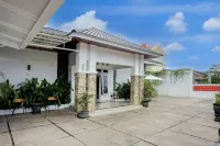 Collection O Near Museum Tsunami Banda Aceh Formerly Blower Residence - 駐車場