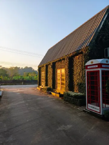 磚盒泳池別墅咖啡餐廳(Brick Box Pool Villa & Cafe)