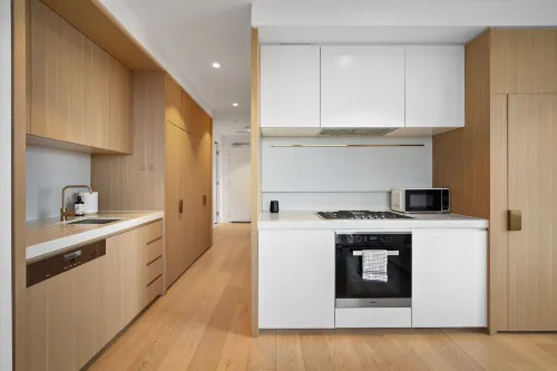 Sky One Box Hill, 3BR with Pool, Sauna & Parking - parking