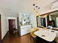 Ha Long Homestay Newlife, 2 Bedrooms. Ocean View - 2-Star