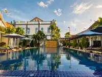 Champs Elysees Boutique Hotel - ที่มีสระว่ายน้ำ