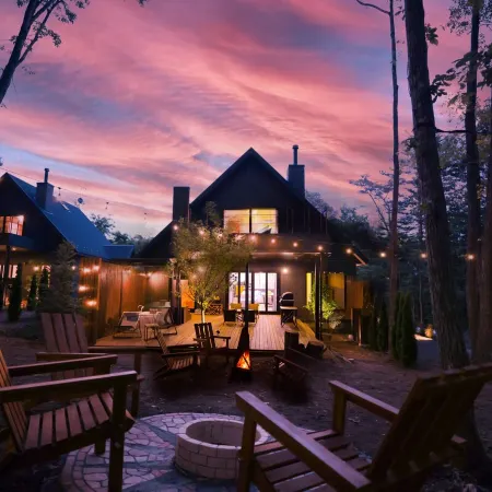 [TV] Luxury adult secret base villa 120 ㎡ Sauna, stone bath, bonfire, BBQ [Zen Building]