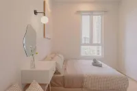 Spacious French Verdi BY FEEL HOME