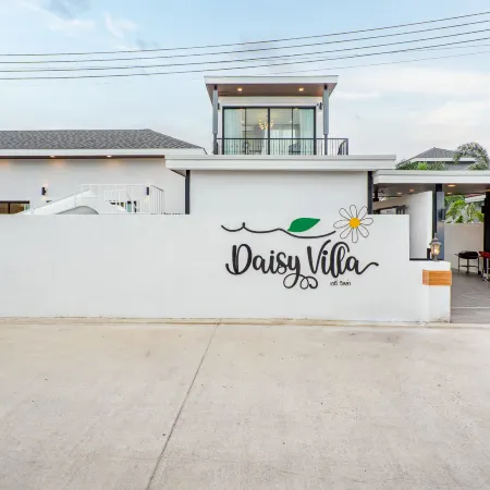 Daisy Villa