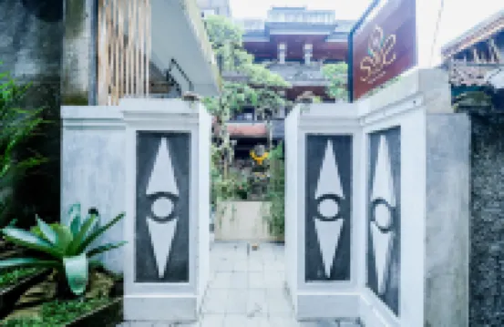 Soka Suarsena プリ・ルキサン美術館周辺のホテル