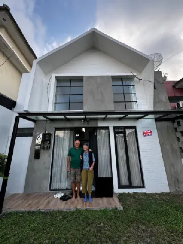 Omahe Malang Boho Urban Jungle Private House