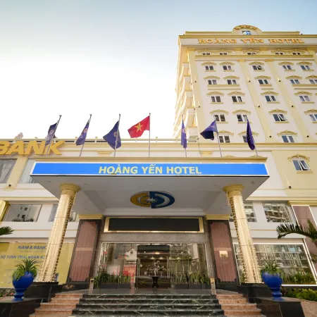 Sandals Hoang Yen Hotel Отели рядом с достопримечательностью «Мемориал Победы»