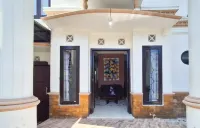 The Lavana Dzawani Villa Godean