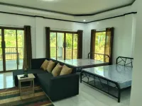 SAFE HAVEN RESIDENCE - Bed and Breakfasts
