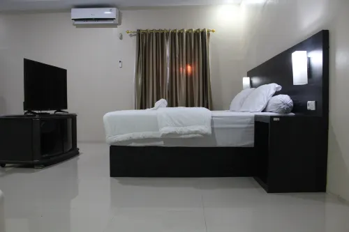 HOTEL BUANA LIPU - parking