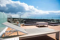 Luxury 2BR Penthouse w/ Pool - Pet friendly