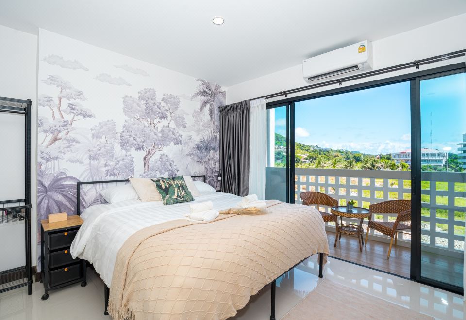 미츠 게스트하우스 주변 해변