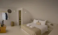 Elements Cave Suites