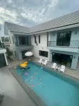 Level FIVE pool villa Pattaya Hôtels à : Huai Yai