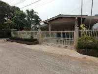 Make Yourself @ Home Hotels in Nong Chom