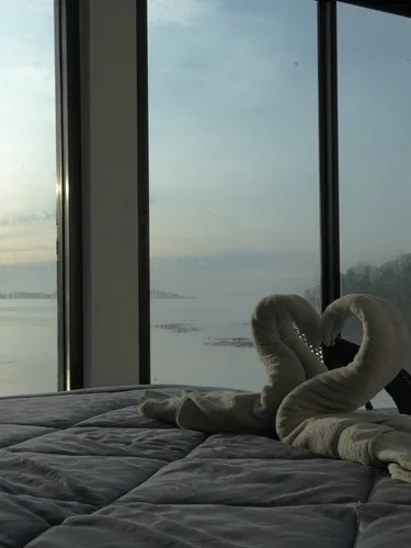 รูปภาพของห้องติดทะเลเเละพระอาทิตย์